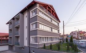 Rania Apartments